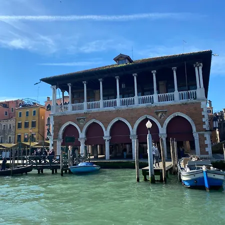 Ve-nice Rialto شقة