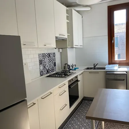 Ve-nice Rialto البندقية