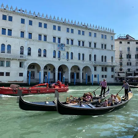 Ve-nice Rialto شقة *