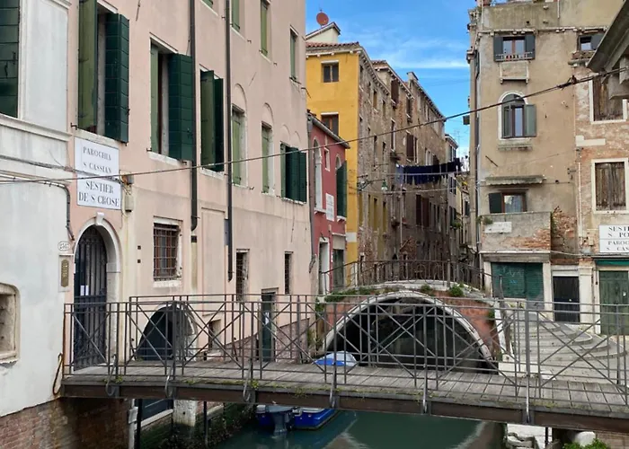Ve-nice Rialto Venedig